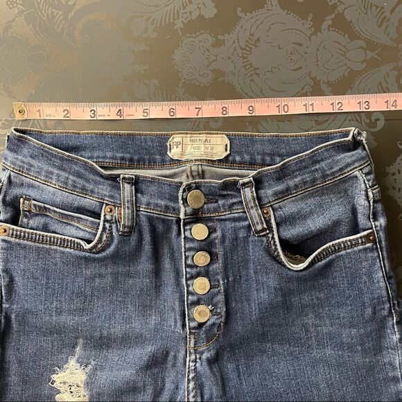 Free People Distressed Raw Hem Jeans Button Fly Size 28 - Picture 7 of 13